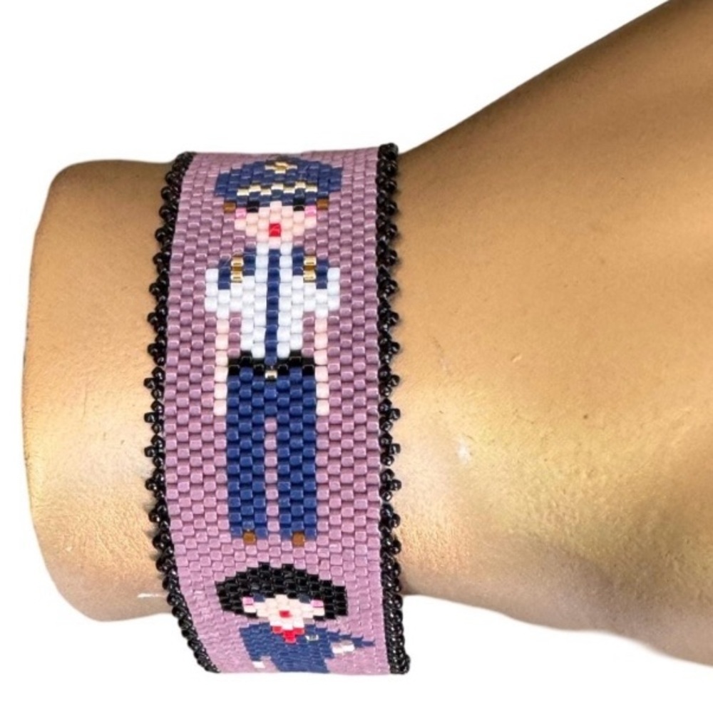 Handcrafted beaded bracelet, flight attendant, female pilot, vintage stewardess - Picture 8 of 8
